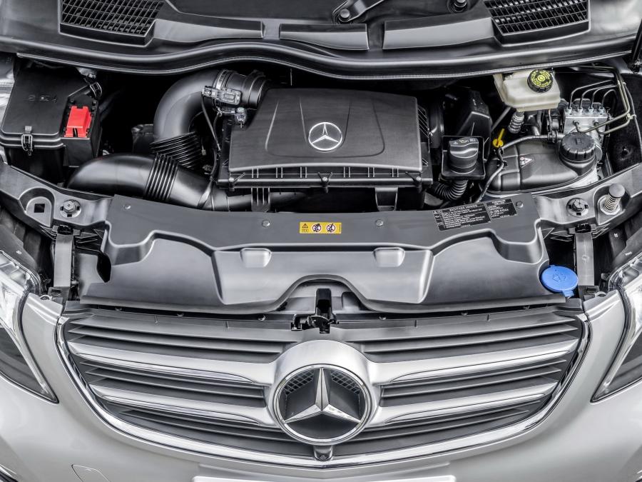  Mercedes-Benz V250 BlueTec Avantgarde Line 2014 года  (фото 10 из 22)